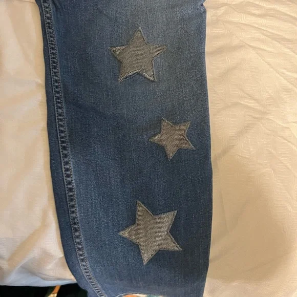 Level 99 ankle pants with stars appliqué - Picture 6 of 7
